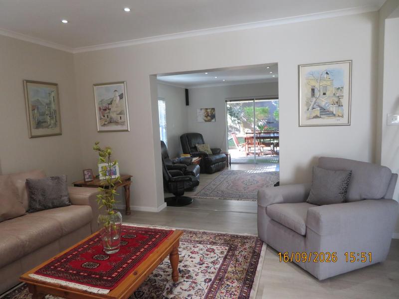 3 Bedroom Property for Sale in Zevendal Western Cape